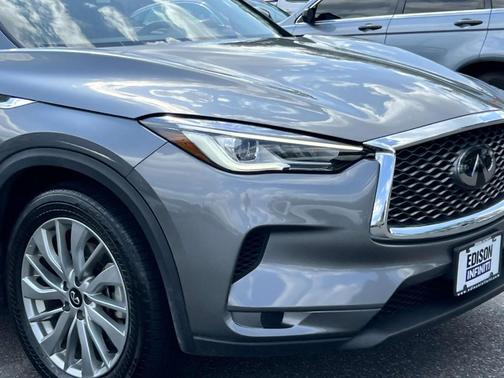 2024 INFINITI QX50 Luxe