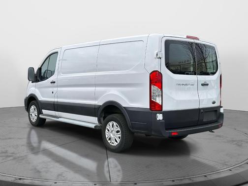 2024 Ford Transit-250 T-250 130 LOW RF 9070 GVWR