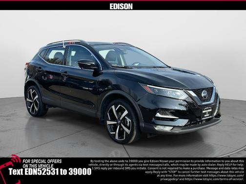 2022 Nissan Rogue Sport SL