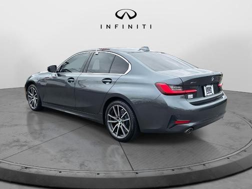 2020 BMW 330 i xDrive