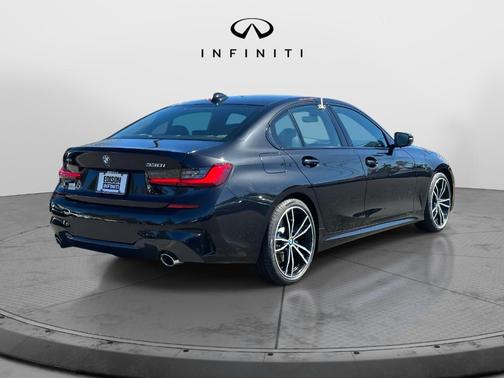 2021 BMW 330 i xDrive
