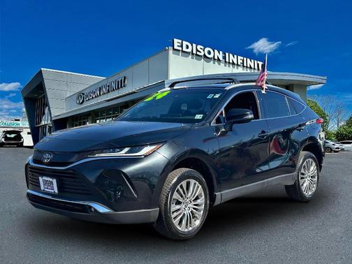2024 Toyota Venza LE