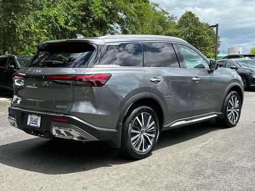 2022 INFINITI QX60 SENSORY