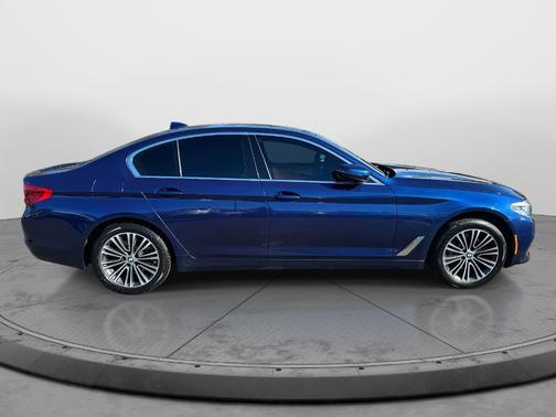 2019 BMW 530 i xDrive