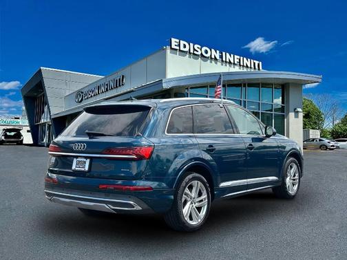 2020 Audi Q7 55 Premium Plus