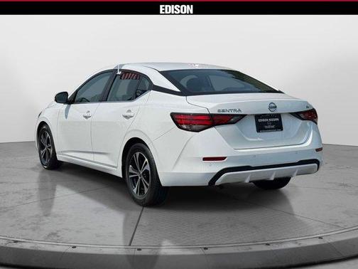 Cloud White 2023 Nissan Sentra SV