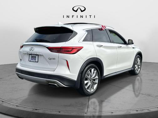 2020 INFINITI QX50 Luxe