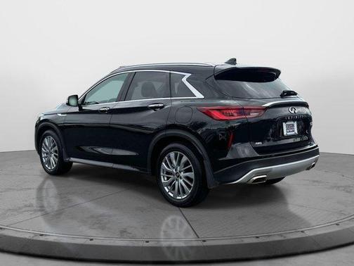 Black Obsidian 2025 INFINITI QX50 Luxe