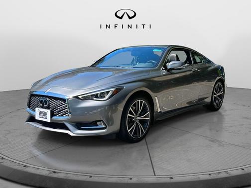 2022 INFINITI Q60 LUXE