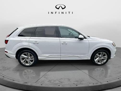 2024 Audi Q7 55 Premium