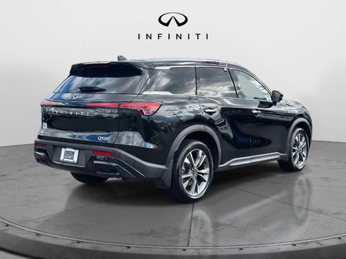 2024 INFINITI QX60 Luxe