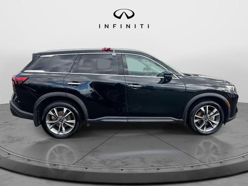 2024 INFINITI QX60 Luxe