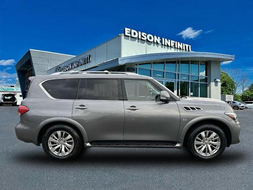 2017 INFINITI QX80 Base