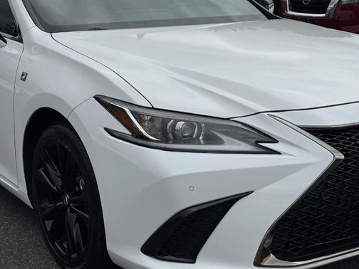 Ultra White 2022 Lexus ES 350 F Sport
