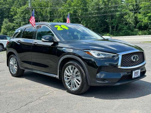 2024 INFINITI QX50 Luxe