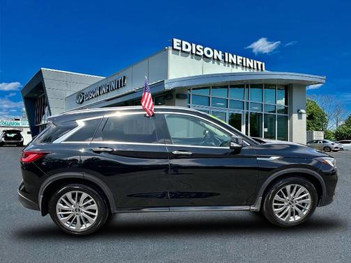 2024 INFINITI QX50 Luxe