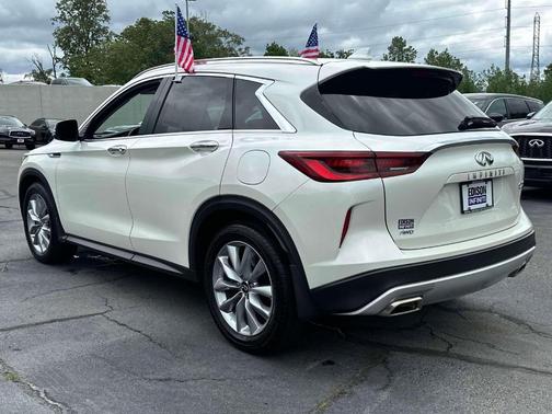 2022 INFINITI QX50 Luxe