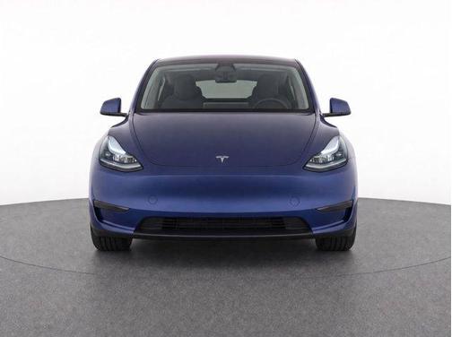 Deep Blue Metallic 2025 Tesla Model Y Long Range