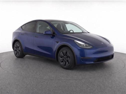 Deep Blue Metallic 2025 Tesla Model Y Long Range