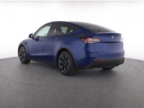 Deep Blue Metallic 2025 Tesla Model Y Long Range