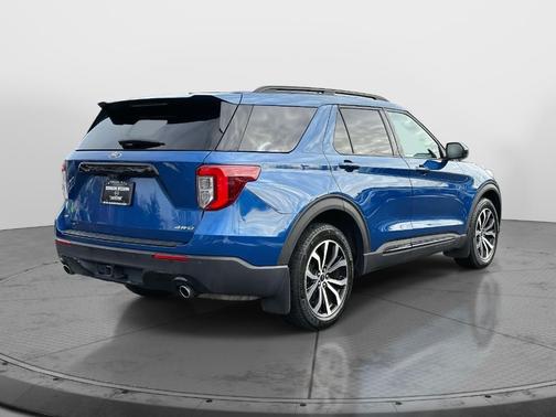 2022 Ford Explorer ST-Line