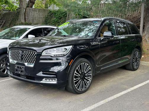 Infinite Black Metallic 2023 Lincoln Aviator Black Label AWD