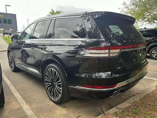 Infinite Black Metallic 2023 Lincoln Aviator Black Label AWD
