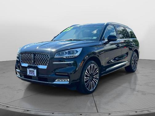 Infinite Black Metallic 2023 Lincoln Aviator Black Label AWD