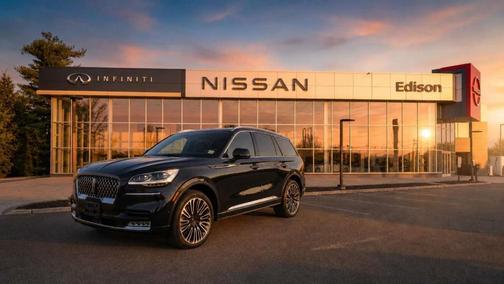 Infinite Black Metallic 2023 Lincoln Aviator Black Label AWD