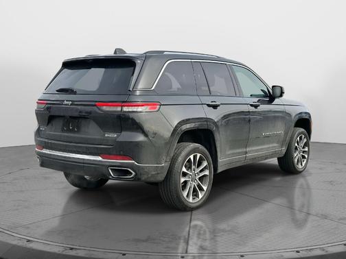 2023 Jeep Grand Cherokee Overland