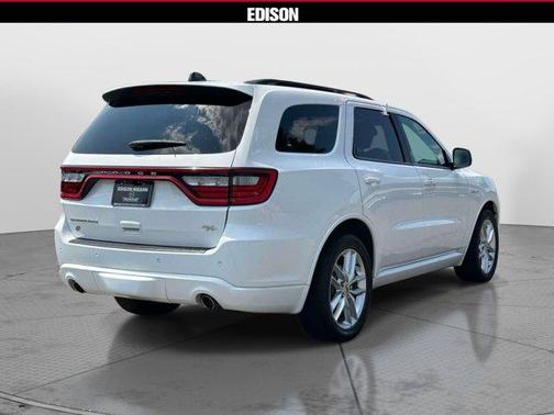 White Knuckle Clearcoat 2023 Dodge Durango R/T