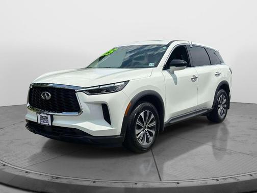 Glacier White 2025 INFINITI QX60 Pure