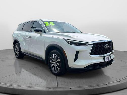 Glacier White 2025 INFINITI QX60 Pure