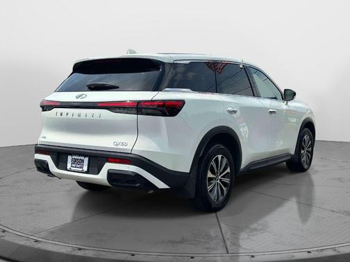 Glacier White 2025 INFINITI QX60 Pure