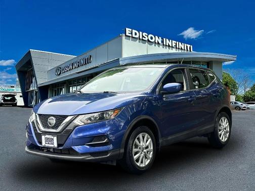 2022 Nissan Rogue Sport S