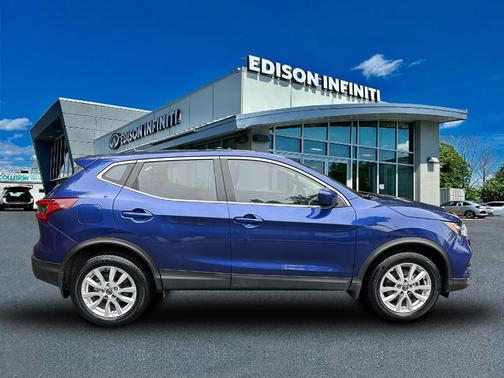 2022 Nissan Rogue Sport S