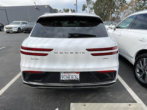 2026 Genesis GV70 2.5T Standard