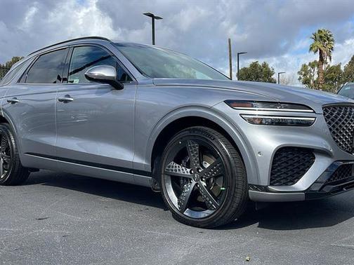 2025 Genesis GV70 2.5T Standard
