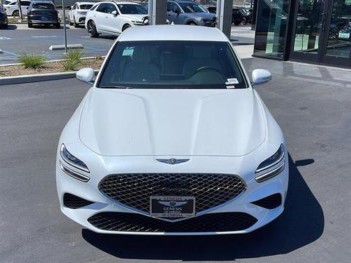 2025 Genesis G70 2.5T Standard