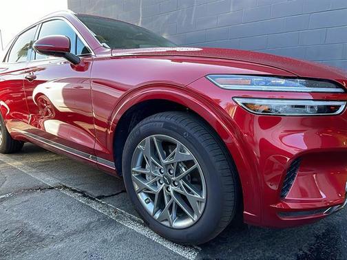 2025 Genesis GV70 2.5T Standard