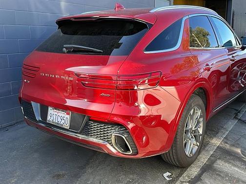 2025 Genesis GV70 2.5T Standard