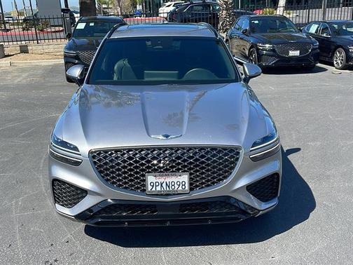 2025 Genesis GV70 2.5T Standard