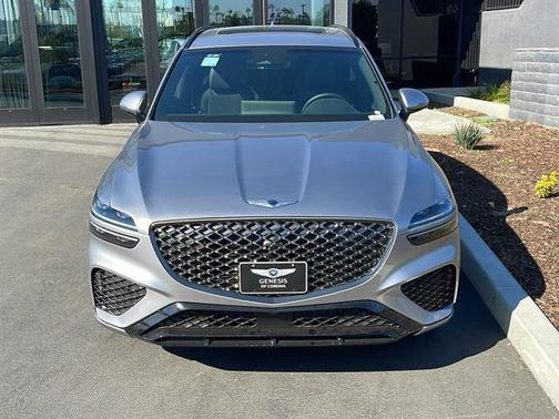 2025 Genesis GV70 2.5T Standard