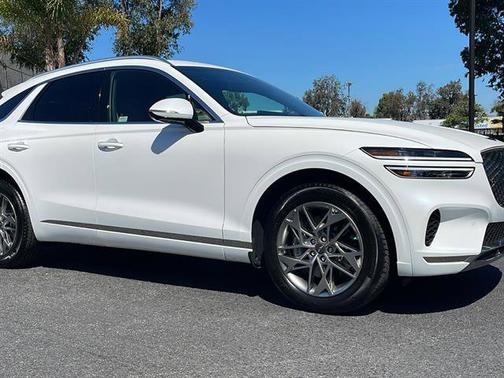 2025 Genesis GV70