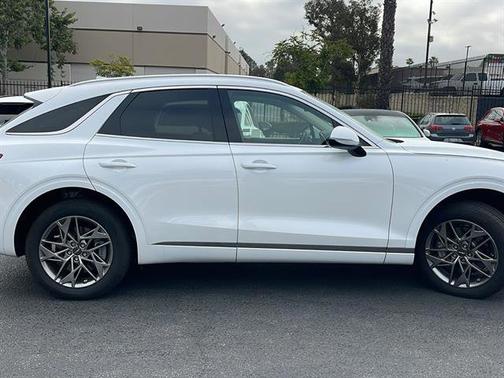 2025 Genesis GV70