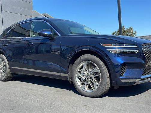 2025 Genesis GV70 2.5T Standard