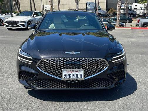 2025 Genesis G70 2.5T Standard