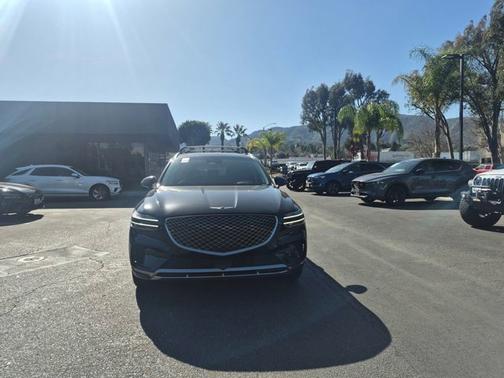 2023 Genesis GV70 2.5T