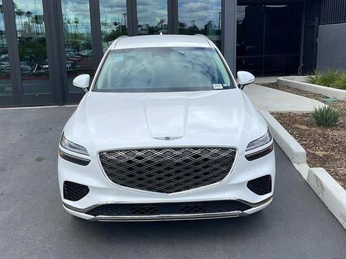 2026 Genesis GV70 2.5T Standard