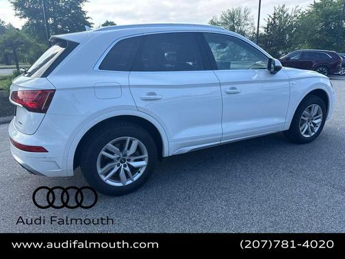 Ibis White 2022 Audi Q5 45 S line quattro Premium